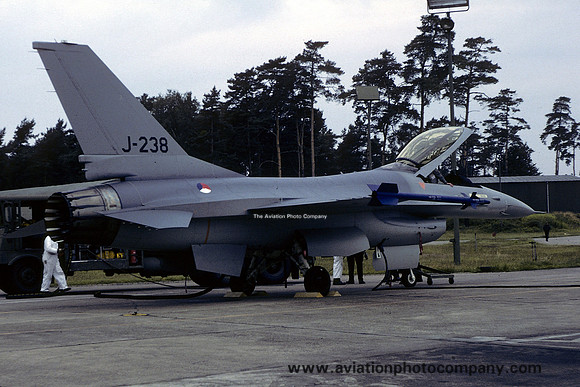 Dutch Air Force GD F-16B Fighting Falcon J-238 (1981)