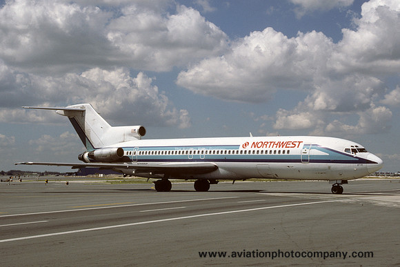 Northwest Airlines Boeing 727-2S& N719RC (1986)