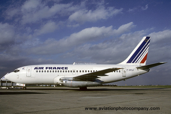 Air France Boeing 737-2K5 F-GFLV (1988)