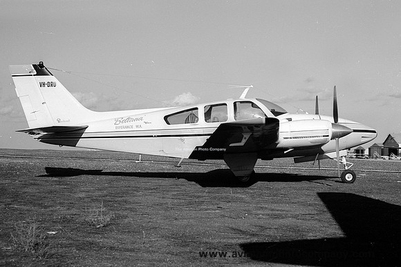 Beltana Beech 95-C55 Baron VH-DRU (1970)