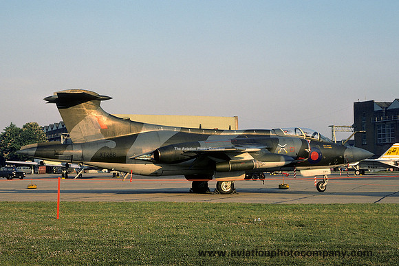 RAF 237 OCU Blackburn Buccaneer S.2 XT286 (1977)