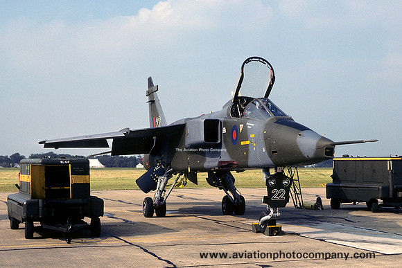 RAF 226 OCU Sepecat Jaguar GR.1 XX750/22 (1977)