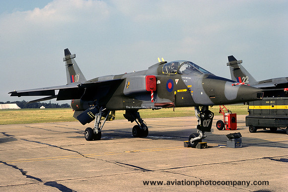 RAF 226 OCU Sepecat Jaguar GR.1 XX756/07 (1977)