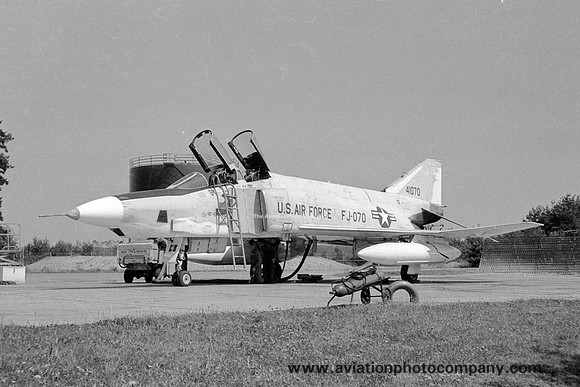 USAF 26 TRW 38 TRS McDonnell RF-4C Phantom 64-1070