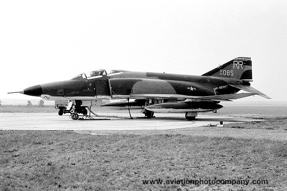 USAF 26 TRW 38 TRS McDonnell RF-4C Phantom 64-1085/RR (1970)