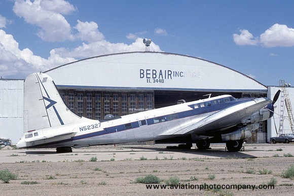 Douglas B-23 Dragon N52327 (1984)
