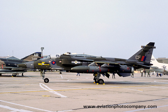 RAF 20 Squadron Sepecat Jaguar GR.1 XZ377/CF (1977)