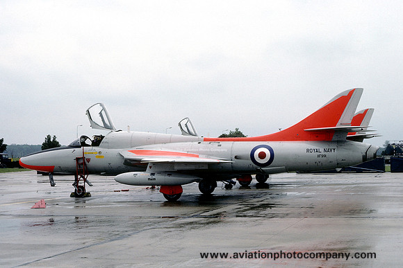 Royal Navy FRADU Hawker Hunter T.7 XF991 (1977)