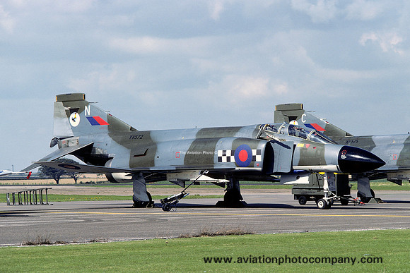 RAF 43 Squadron McDonnell F-4K Phantom FG.1 XV572/N (1977)