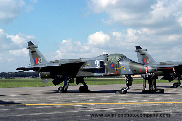 RAF 226 OCU Sepecat Jaguar GR.1 XX750/22 (1977)