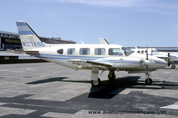Piper PA-31-325 Navajo N27495 at Prestwick (1988)