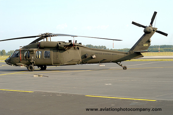 US Army 3-158 Avn Sikorsky UH-60L Blackhawk 95-26650 (2009)
