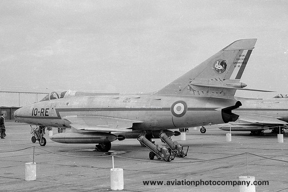 French Air Force EC2/10 Dassault Super Mystere B.2 93/10-RE (1962)