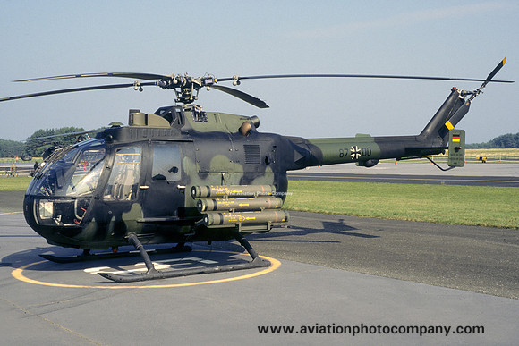 German Army HFR26 Bolkow Bo105P 87+00 (1995)