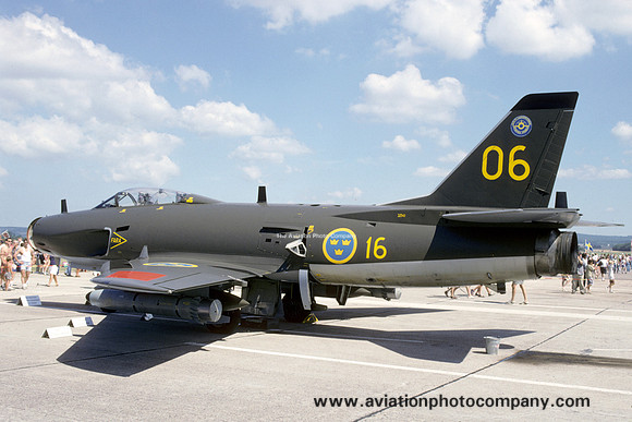 Swedish Air Force F16M SAAB Lansen J-32E 32541/06 (1995)