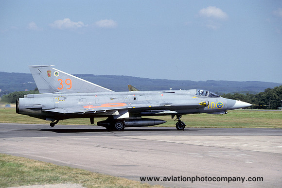 Swedish Air Force F10 SAAB Draken J-35J 35539/39 (1995)