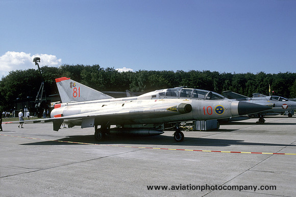 Swedish Air Force F10 SAAB Draken Sk-35C 35802/81 (1995)