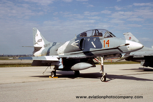 US Navy VF-126 Douglas TA-4J Skyhawk 154632/14 (1993)