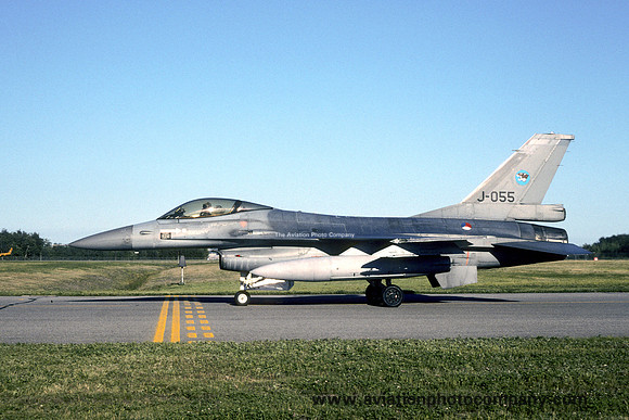Dutch Air Force 313 Squadron GD F-16A Fighting Falcon J-055 (1995)