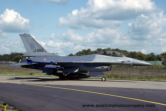 Dutch Air Force GD F-16A Fighting Falcon J-055 (1994)