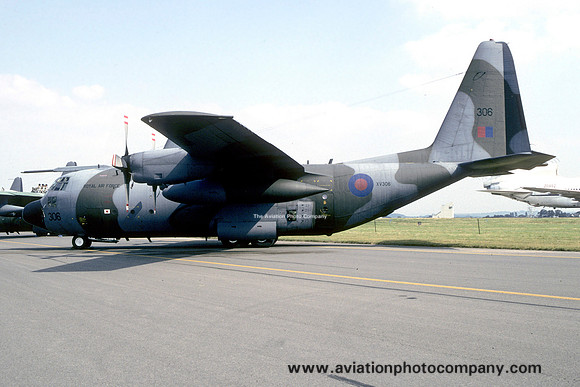 RAF Lyneham Transport Wing Lockheed C-130K Hercules C.1P XV306 (1994)