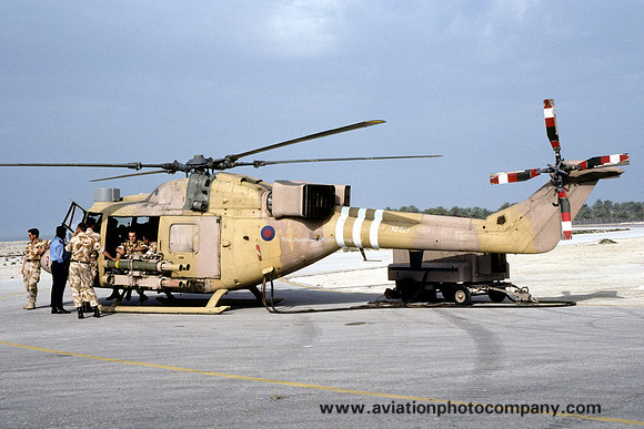 Army Air Corps Westland Lynx AH.7 XZ221 during Operation Granby (1991)