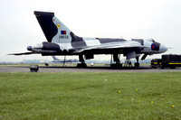 RAF 9 Squadron Avro Vulcan B.2 XM656 (1981)
