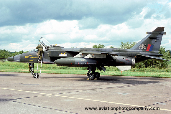 RAF 14 Squadron Sepecat Jaguar GR.1 XX965/AM (1977)