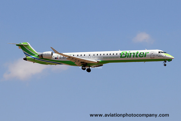 Binter Canarias/Medavia Bombardier CRJ-1000 9H-MOX (2019)