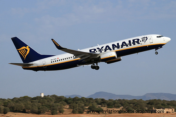 Ryanair/Malta Air Boeing 737-800 9H-QAG (2019)