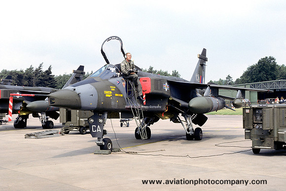 RAF 20 Squadron Sepecat Jaguar GR.1 XZ374/CA-A (1978)