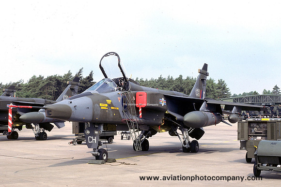 RAF 20 Squadron Sepecat Jaguar GR.1 XZ378/CH-C (1978)