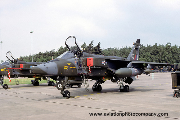 RAF 20 Squadron Sepecat Jaguar GR.1 XZ381/CD-D (1978)