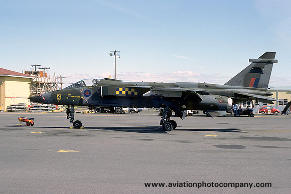 RAF 54 Squadron Sepecat Jaguar GR.1 XX722 (1978)