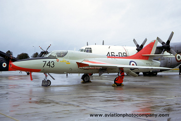 Royal Navy ADS Hawker Hunter T.8 XL580/VL743 (1974)