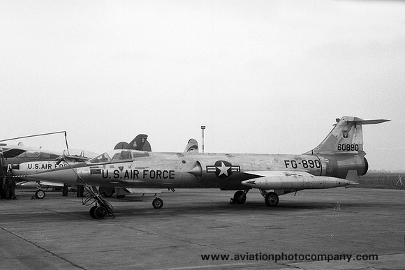 USAF 479 TFW Lockheed F-104C Starfighter 56-0890 (1962)
