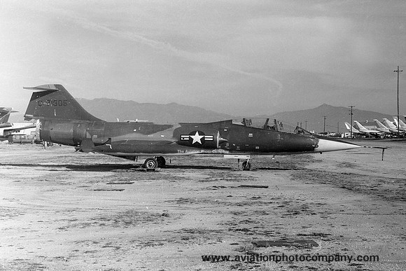 USAF Puerto Rico ANG Lockheed F-104B Starfighter 57-1305 at MASDC Davis Monthan (1972)