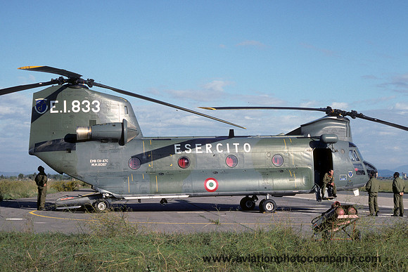 Italian Army Vertol CH-47C Chinook MM81387/EI-833 (1993)
