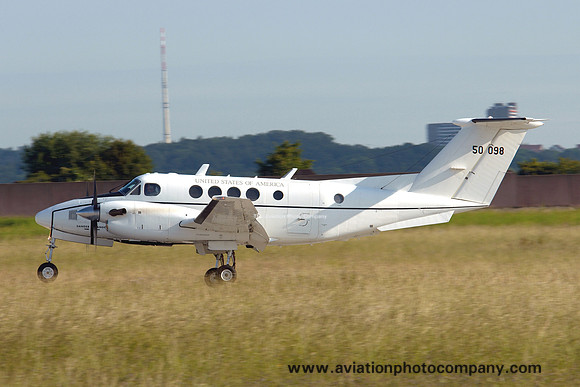 US Army Beech C-12R Huron 95-0098 (2009)