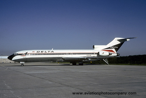 Delta Airlines Boeing 727-247 N2809W (1988)