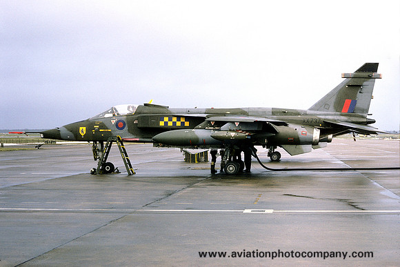 RAF 54 Squadron Sepecat Jaguar GR.1 XX737 (1978)