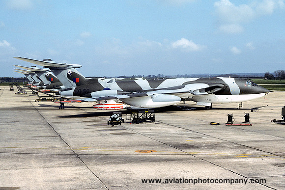 RAF 55 Squadron Handley Page Victor K.2 XL190 (1979)