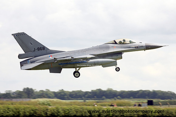 Dutch Air Force 322 Squadron GD F-16AM Fighting Falcon J-868 (2007)