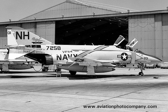 US Navy VF-114 McDonnell F-4J Phantom 157258/NH-201 (1974)