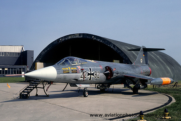 German Navy MFG1 Lockheed F-104G Starfighter 22+82 (1981)