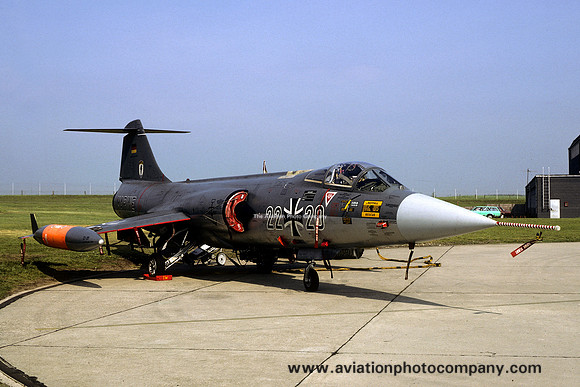German Navy MFG1 Lockheed F-104G Starfighter 22+20 (1981)