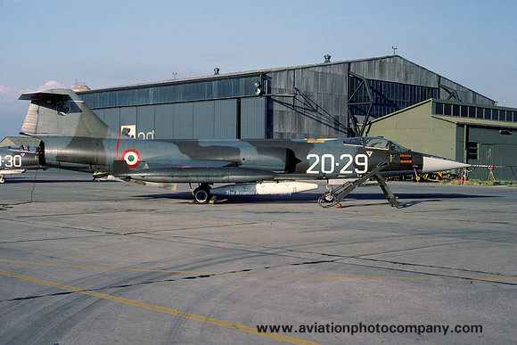 Italian Air Force 20 Gruppo Lockheed F-104G Starfighter MM6529/20-29 (1981)