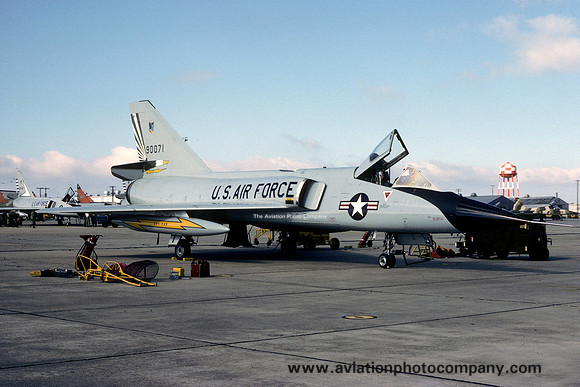 USAF 49 FIS Convair F-106A Delta Dart 59-0071 (1977)