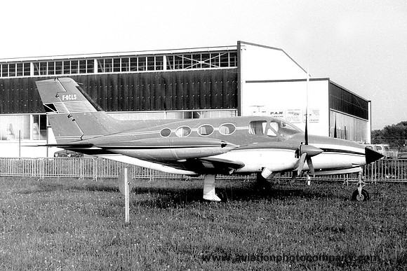 Cessna 421 Golden Eagle F-OCLS