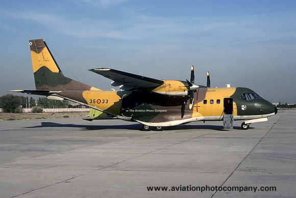 Spanish Air Force Ala 35 CASA CN.235M-100 T.19B-15/35-33 (1995)